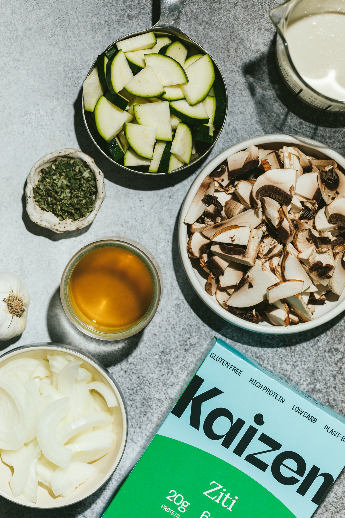 Zucchini Mushroom Pasta ingredients
